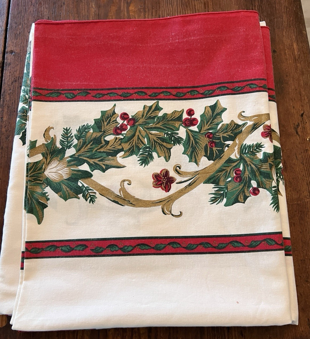 Vintage Holly Berries & Pine Large Cotton Christmas Tablecloth 101" x 60"